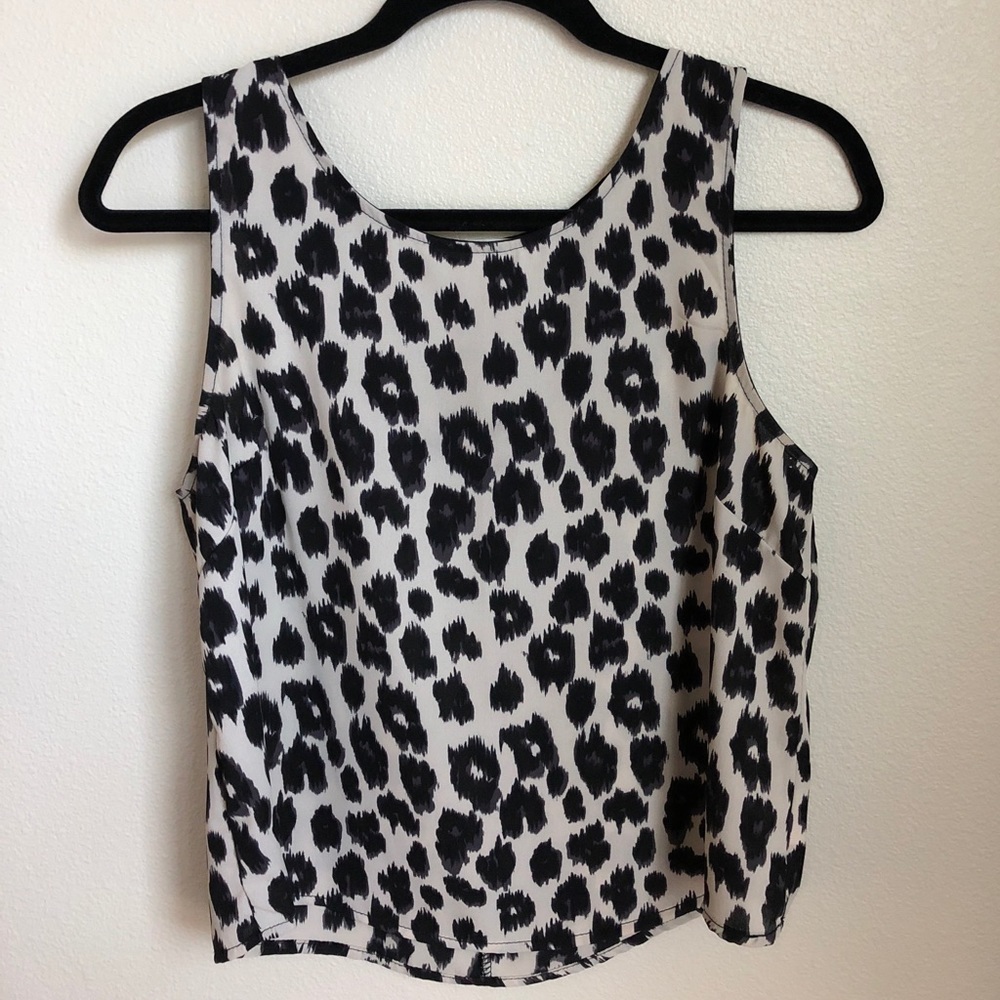 Lush sleeveless blouse